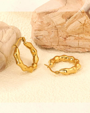 Boucles d'oreilles créoles organiques dorées acier inoxydable - BEQUEEN PARIS