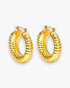 Boucles d'oreilles Maya – Créoles texturées dorées 35mm - BEQUEEN PARIS