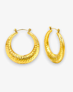 Boucles d'oreilles Naya – Créoles martelées dorées 40mm - BEQUEEN PARIS