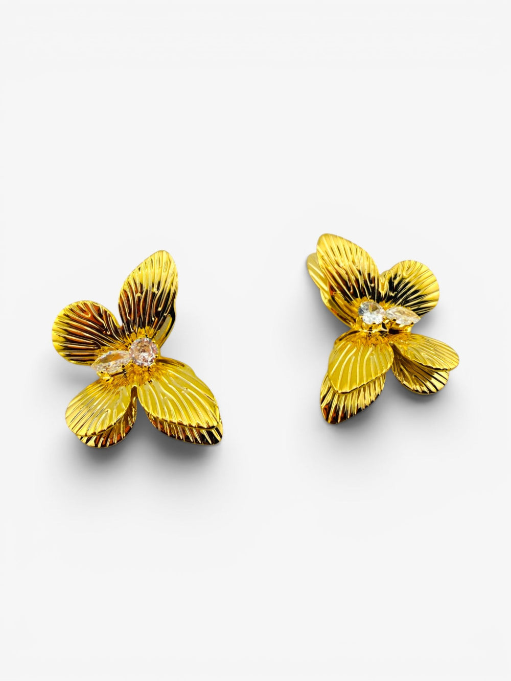 Puces d'oreilles Papillon Brillant Dorées - BEQUEEN PARIS